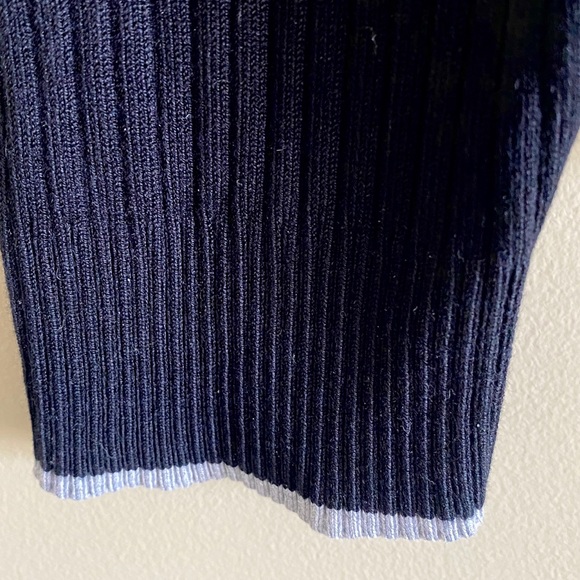 Italian Ribbed Black Crew Neck Sweater - Picture 4 of 6